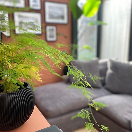 Beautifully Appointed One-Bedroom Cottage Shepreth 外观 照片